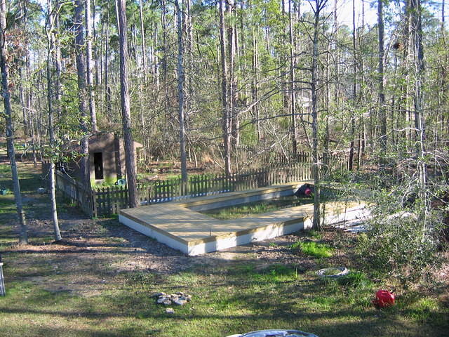 M G enclosure